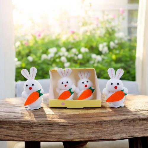 Easter Bunnies With Carrot