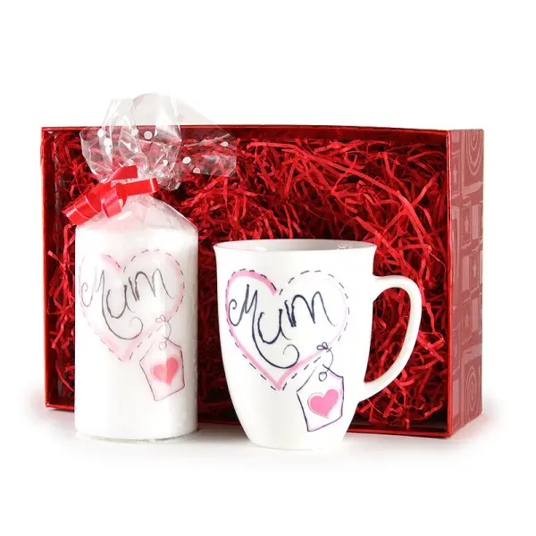 Mums Candle and Mug Gift Box