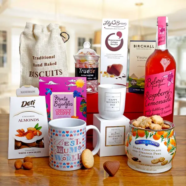 Tea & Treats for World's Best Mam