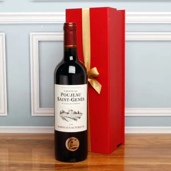 Chateau Poujeau Saint-Genes 2015