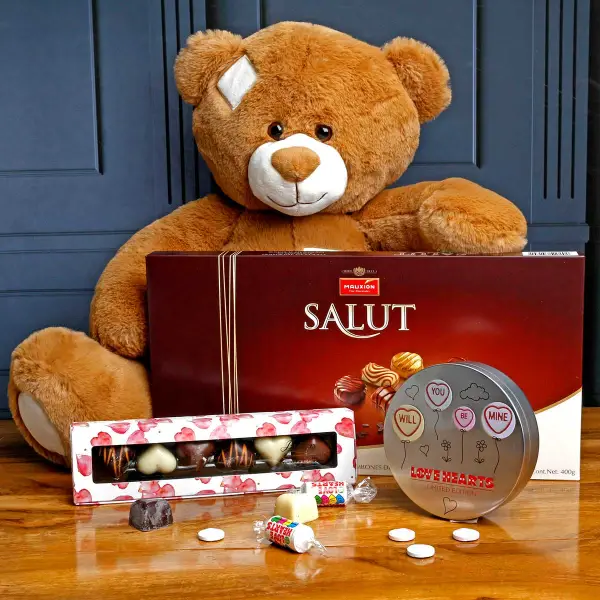 Bear, Chocs and Love Heart Tin
