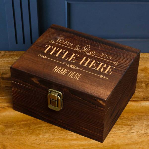 Personalised Any Title and Name - Wooden Boxed Whiskey Set